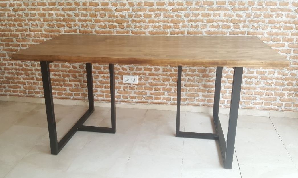 Mesa comedor ALMUDENA - Manuel Interiorismo