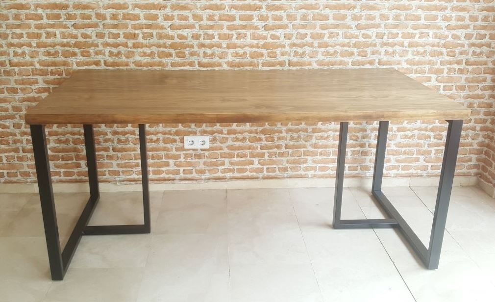 Mesa comedor ALMUDENA - Manuel Interiorismo
