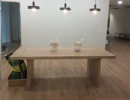 Mesa comedor FRAOCA - Manuel Interiorismo